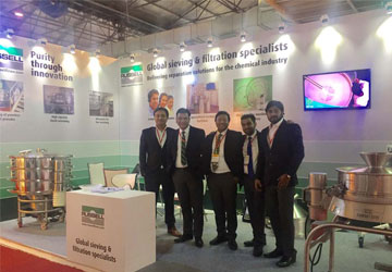 Russell finex在2017世界化学科技博览会上