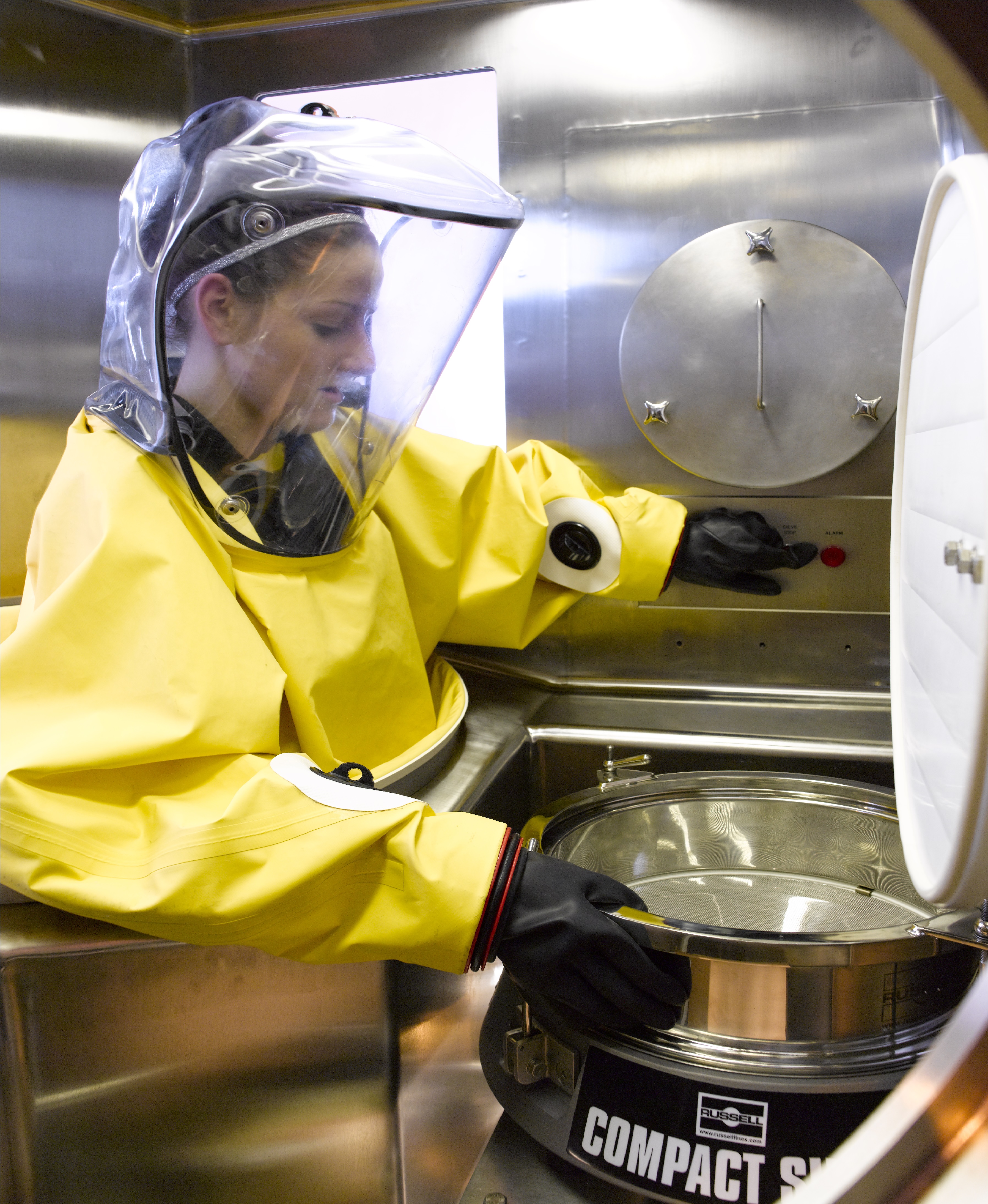 含PSL药物筛分机Russell Finex